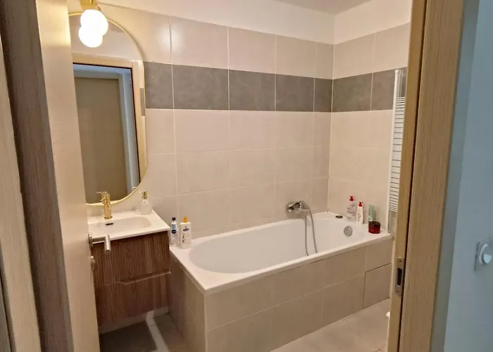 Evasion Ensoleille A 5 Minutes De *