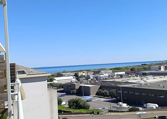 Appartement Evasion Ensoleillé à 5 Minutes De Bastia (Corsica)